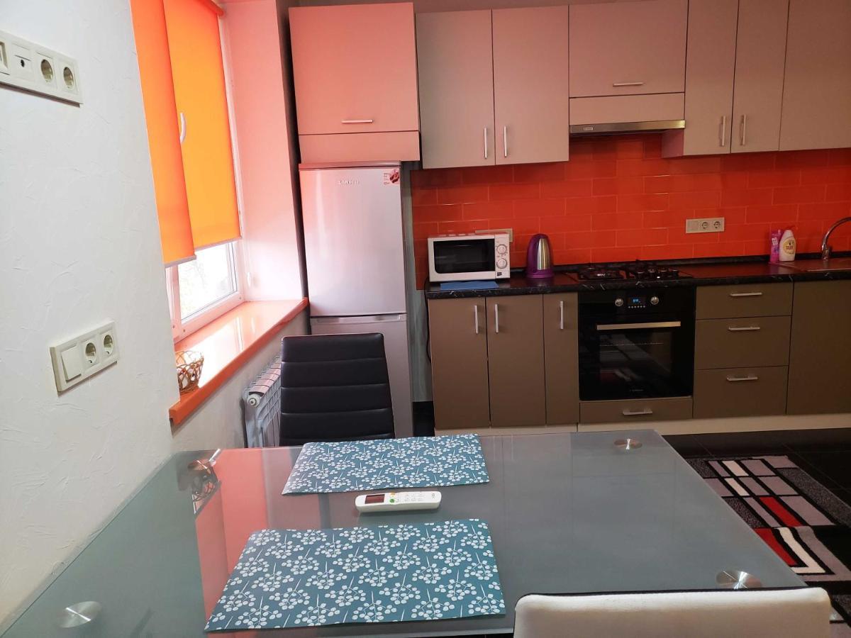 Unique 1 Bd Apt Dt W/Free Parking And Wi-Fi Apartment Кишинев Екстериор снимка